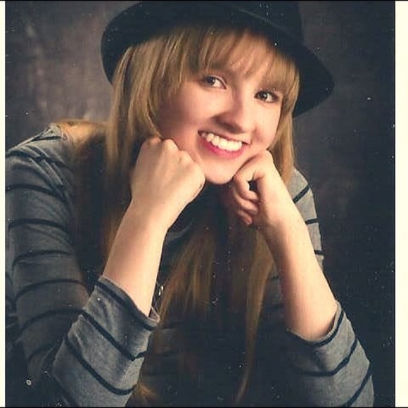 Meet your Posher, Samantha - Picture 1 of 1